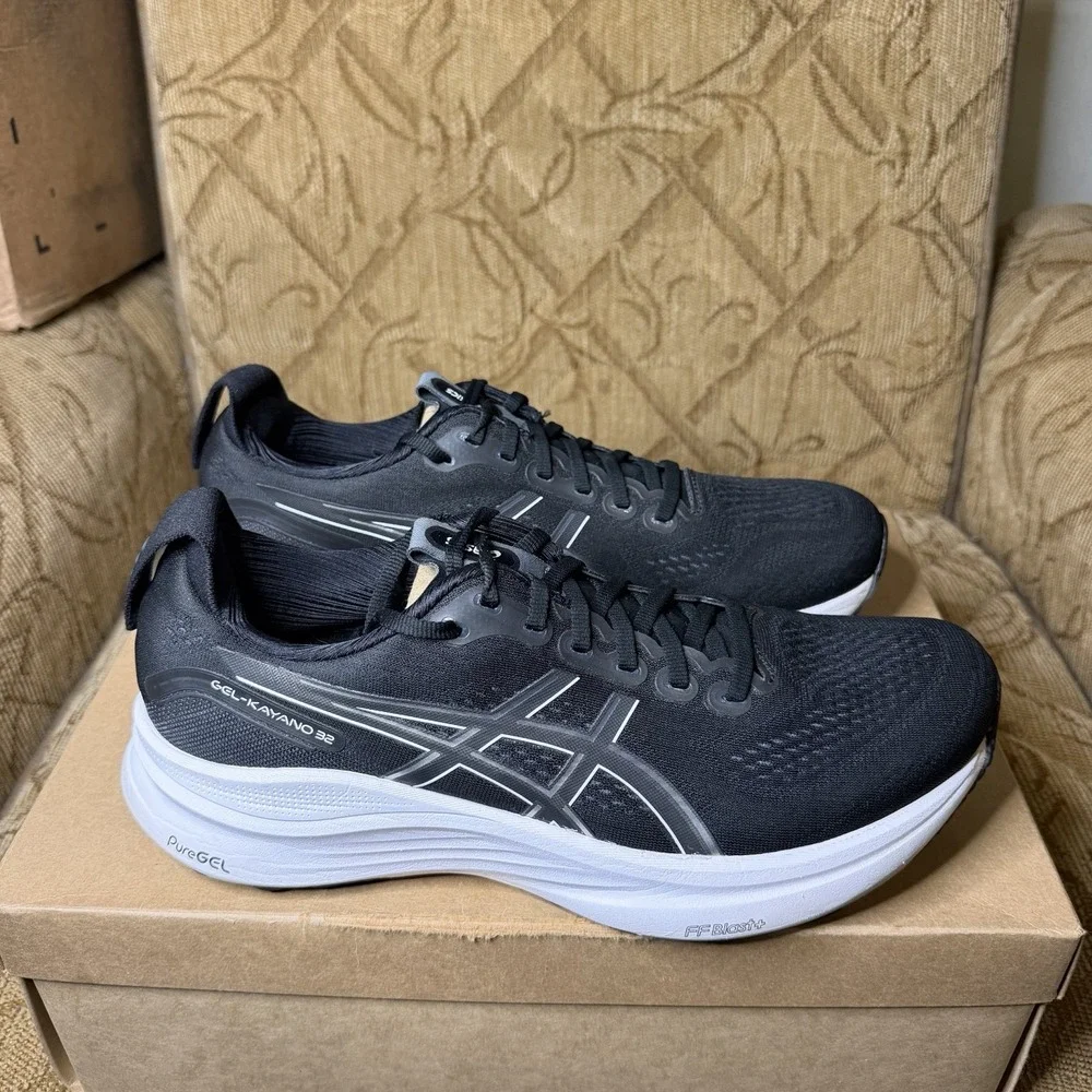 ASICS Gel-Kayano 32 Black White 1012B838 Women's Size 11 Running Shoes